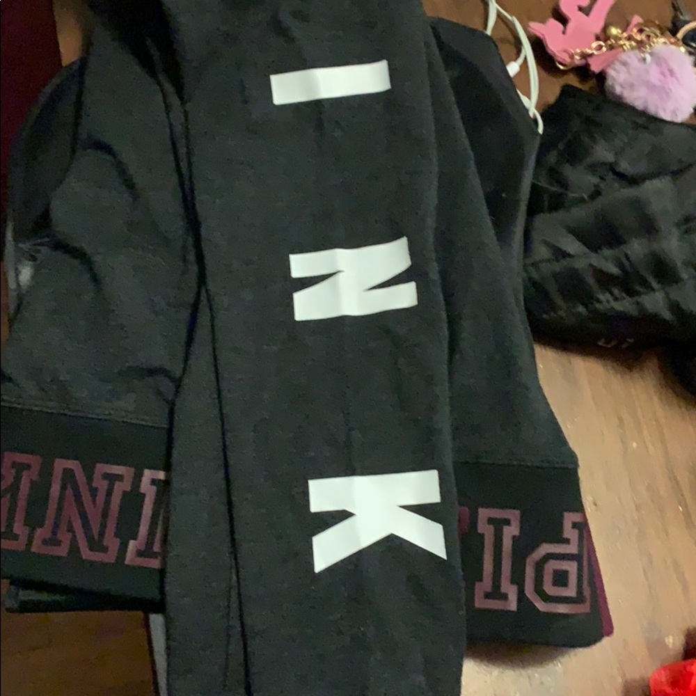 Vs yoga pants